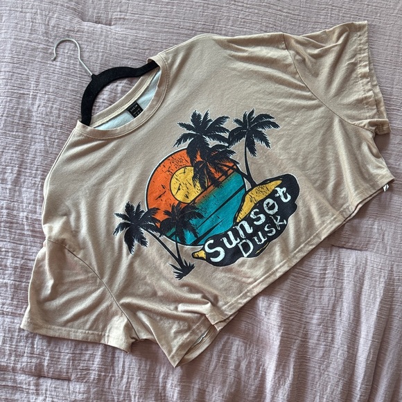 Beige Graphic Crop Top - Picture 1 of 2